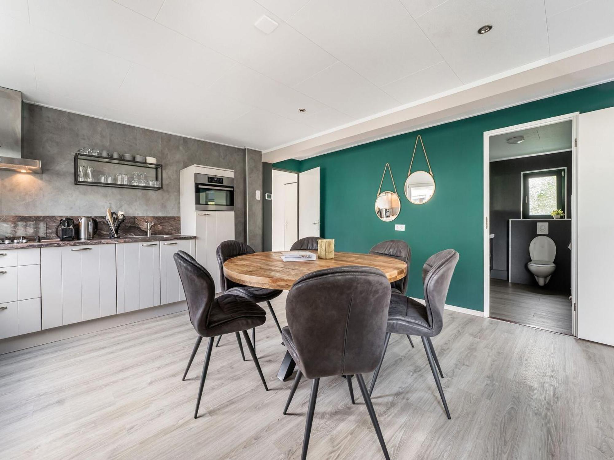 Charming Holiday Home In Kaatsheuvel Near Efteling Exterior photo